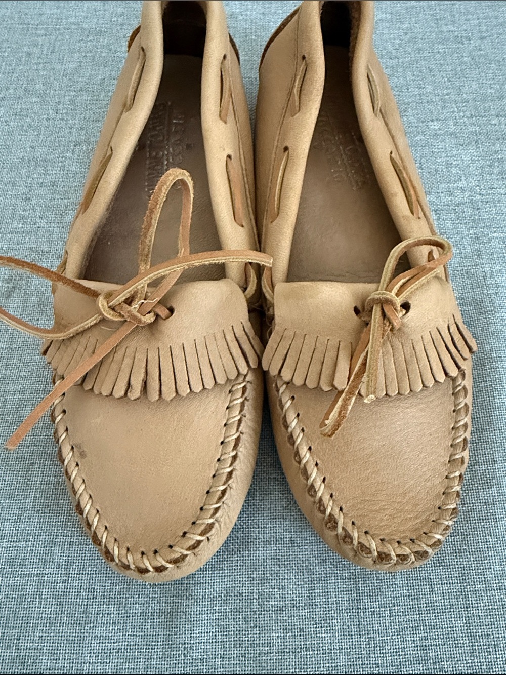 Minnetonka Tan Suede Fringe Moccasins